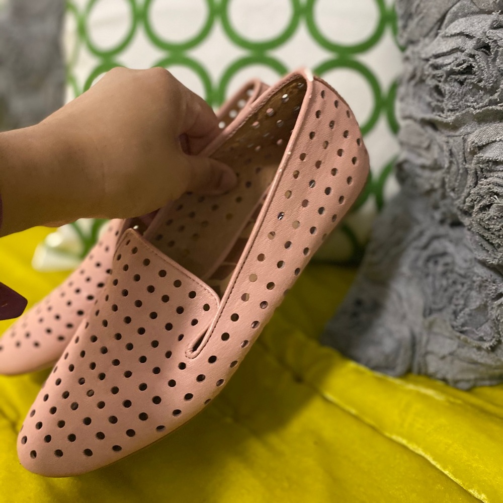 Matiko leather perforated flats